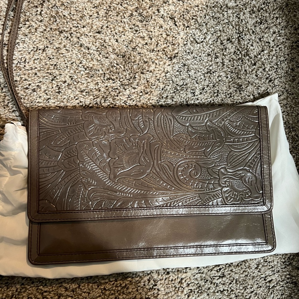 Hobo Clutch